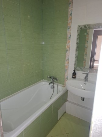 Здам 2х кім.квартиру в смт.Зарічне. - фото 1