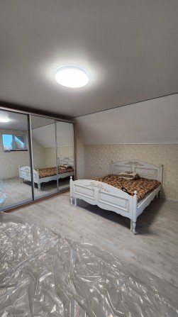 Аренда Апартаментов,3 комнаты. - фото 1