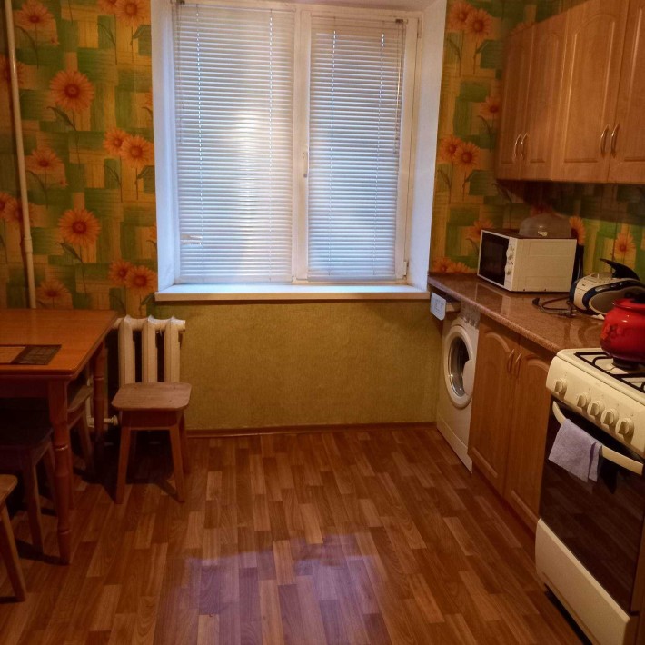 Сдам 1 комнатную квартиру - фото 1