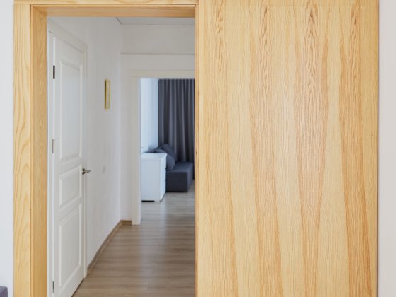 Простора 3-кімнатна квартира біля лісу з дизайнерськими меблями Хмельницкий