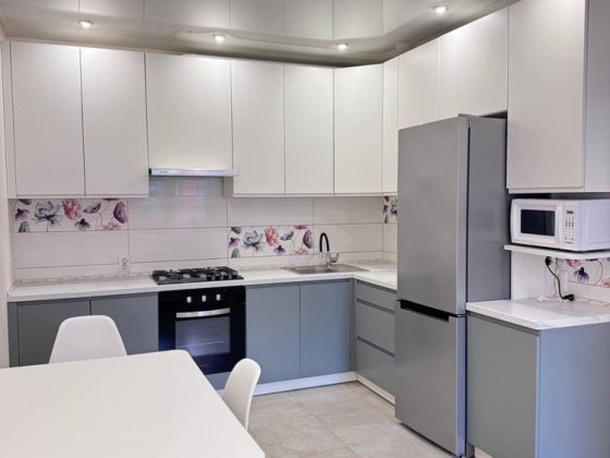 Актуальна оренда квартири на виставці. Біля першої автостанції. Хмельницкий