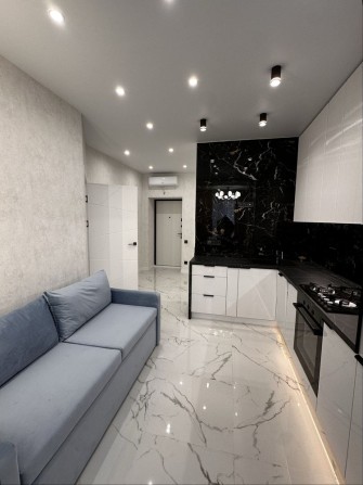 Оренда стильної квартири ЖК Резіденс , вул. Молодіжна 10 - фото 1