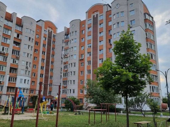 Діти так! Газ! Велика 1к квартира в розвинутому районі Бучі Буча