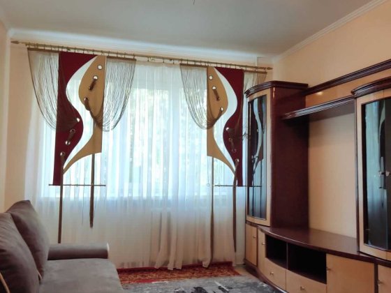 2к  Південно -захід. Всі меблі і техніка. Роздільні кімн. Вільна. BEST Хмельницкий