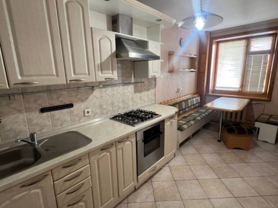 Оренда 2 кім квартири Грушевського 15б Бровары