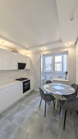 Здам в оренду стильну 1-тну квартиру р-н Каскад вул. Стуса - фото 1