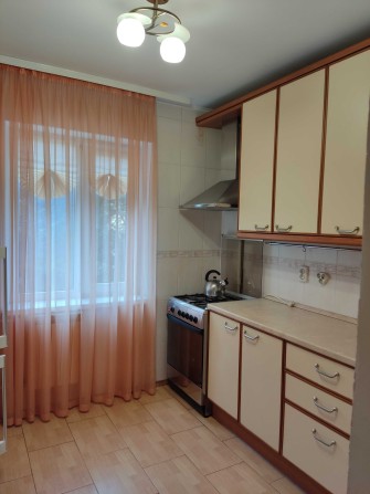 Здам гарненьку 1-кімн.кв. по вул. Симона Петлюри Бровари масив - фото 1