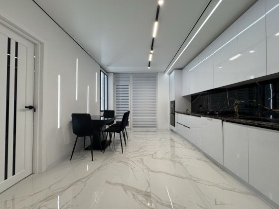 Оренда сучасної 1 кім з балконом, ЖК Family Plaza, 5-хв до центру! Ивано-Франковск