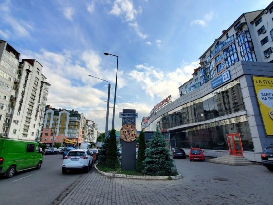 Простора 1к Самий ЦЕНТР міста ! Ивано-Франковск