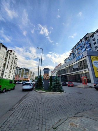 Простора 1к Самий ЦЕНТР міста ! - фото 1