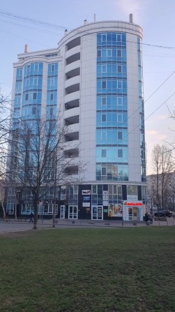 Здається 1 Бровари Незалежності - фото 1