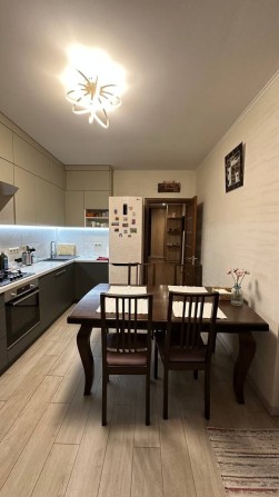 3-кім.кв. вул. Національної Гвардії Паркове містечко - фото 1