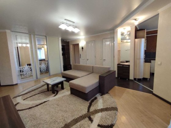 Оренда просторої 2- кімнатної квартири по вул. Целевича Івано-Франківськ