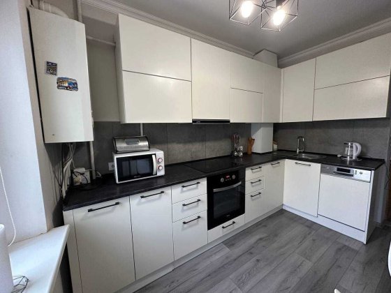 Затишна 3-х кім квартира вул. Симоненка Ивано-Франковск