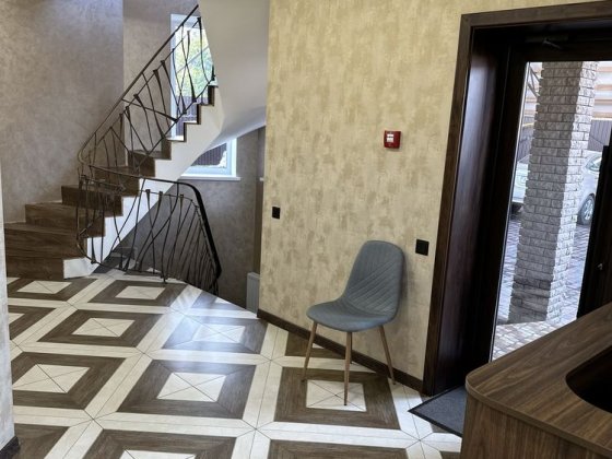 Здається кімната на довг терм(варт прож на міс включ з комун пос8000гр Хмельницький