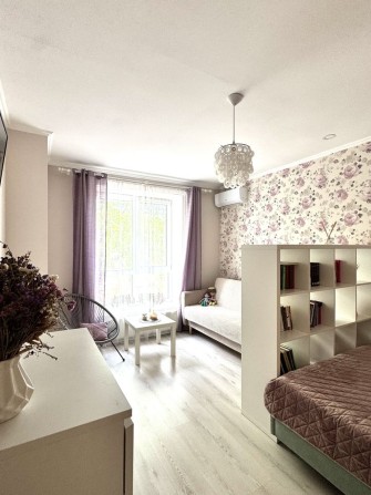 Власник затишна квартира в  ЖК Акварелі 1 - фото 1