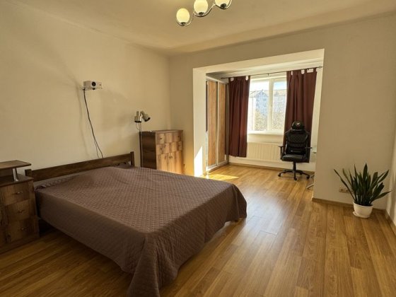 Довгострокова оренда великої 1-кім.кв.,  вул.Білозіра Ивано-Франковск