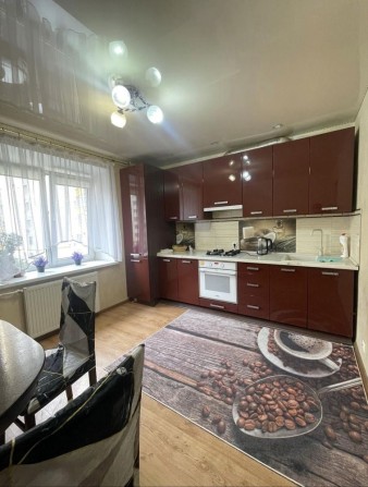 Оренда 2к квартири, інд/о. Виставка.Меблі і техніка. - фото 1