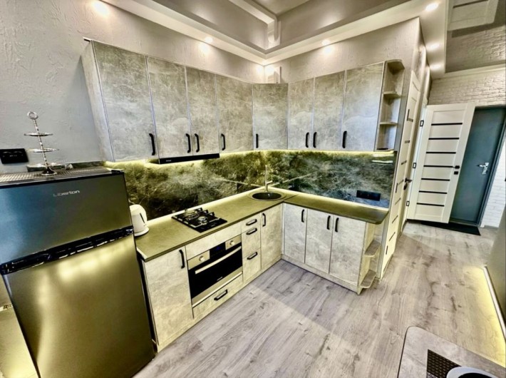 Суперова 1-на квартира на Симоненко 4 до Центру міста 5 хвилин - фото 1