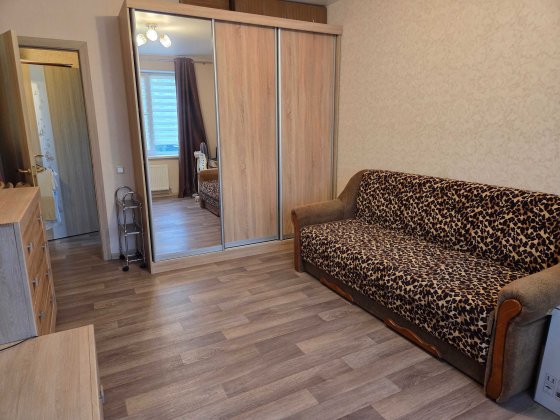 Власник. Укомплектована 1 кімнатна квартира. Можливо з тваринкою. Ирпень