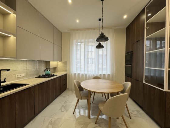 Стильна 2к.квартира в центрі міста. Перша здача. Івано-Франківськ