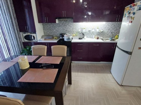 Вільна з 18.11 3 кім в Новобудові Героїв Маріуполя Кременчук