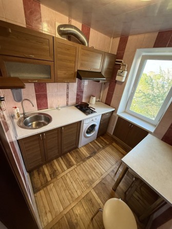 Вільна до поселення 1 кім центр  міста - фото 1