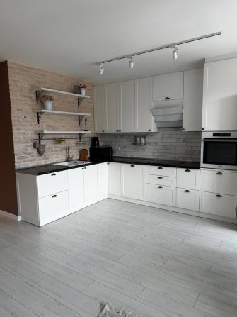 Оренда 2 км квартири з опцією 3 км поруч з стометрівкою - фото 1