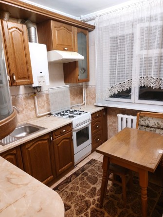 Здається 2-к квартира район Виставка! - фото 1