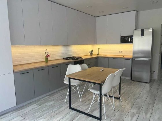 Оренда просторої 2 кімнатної квартири поруч з Парком. Ірпінь