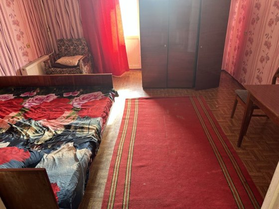 Здам 2 кім на Радянська Армия Кременчуг