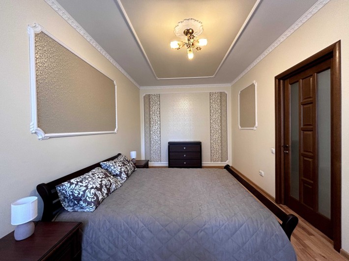 Оренда 2 к квартири в центральній частині міста біля парку Шевченка - фото 1