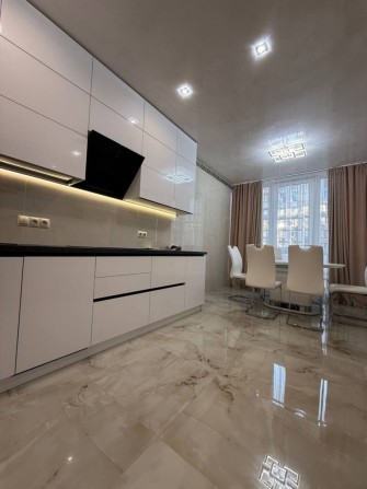 Оренда 2 кімнатної квартири в ЖК Центральному 2 - фото 1