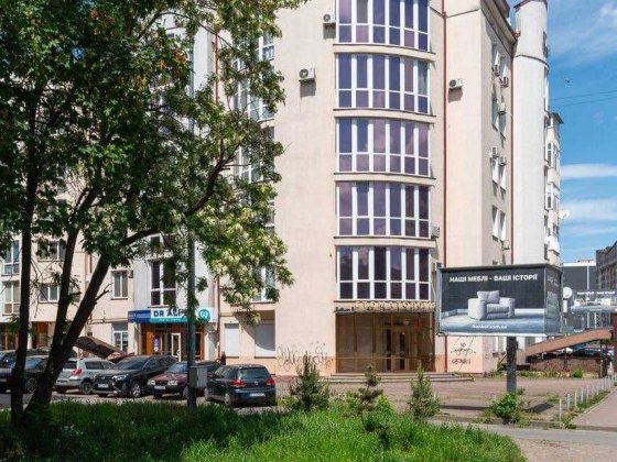 Оренда 3 кім квартири в центрі Ивано-Франковск