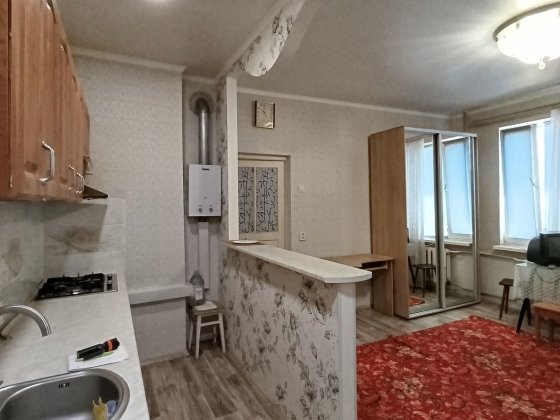 Оренда 2 кімнатна Сталінка Дзержинка Кривой Рог