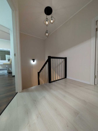 Оренда квартири, напроти парку, двохрівнева 3к - фото 1