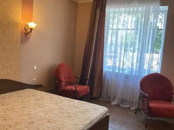 Оренда однокімнатної квартири-студії на Соцмісті по Соборності. Кривий Ріг