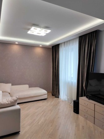 Оренда великогабаритної дворівневої квартири в центрі на вул Коперника - фото 1