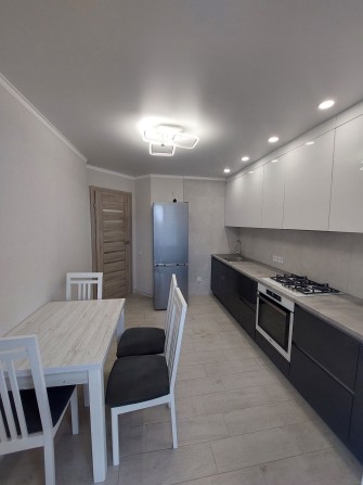 ОРЕНДА! Однокімнатна квартира,центр міста, на вул.Залізнична - фото 1