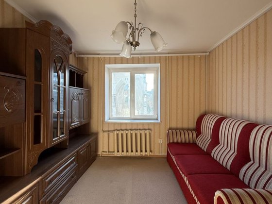 здам в оренду 5-кімнатну квартиру на біля ІФНТУНГ Ивано-Франковск