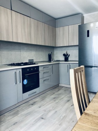 Вільна гарна квартира в новому будинку, світло не вимикають - фото 1