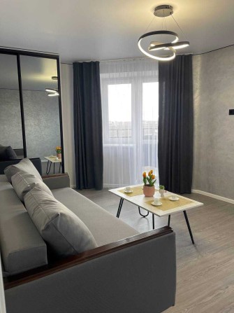 Оренда 1 кімн Довженка. Сучасна і затишна. - фото 1