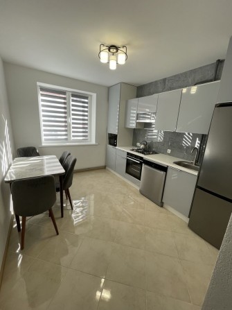 Оренда 2 кім квартира перша здача р-н Метро Велес - фото 1