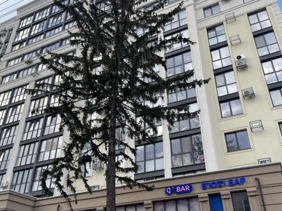 Оренда самий центр міста 18000+КП Рівне