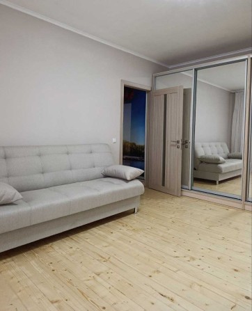 Оренда  2-кімнатної квартири в самому центрі міста - фото 1