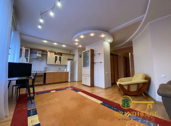 Оренда квартири в серці Поштового Проспекту - фото 1