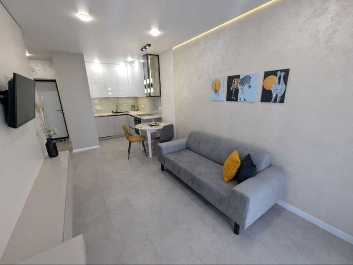 Оренда 1к квартира вул. Соборна, новобудова - фото 1