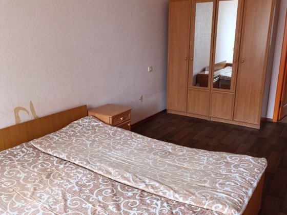 Сдам 2х ком на пл.Володимира Великого ( Артём) Кривой Рог