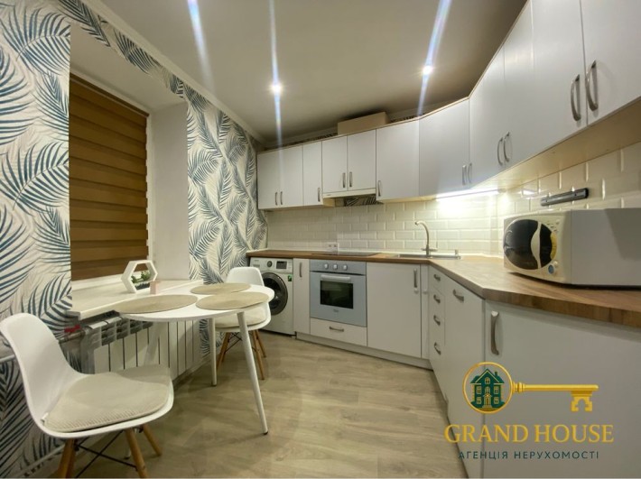 Оренда 1-кімнатної квартири в центрі міста - фото 1