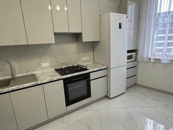 Оренда 2 км квартири поруч з річкою Ивано-Франковск